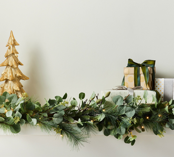 Mantel with a xmas decorations