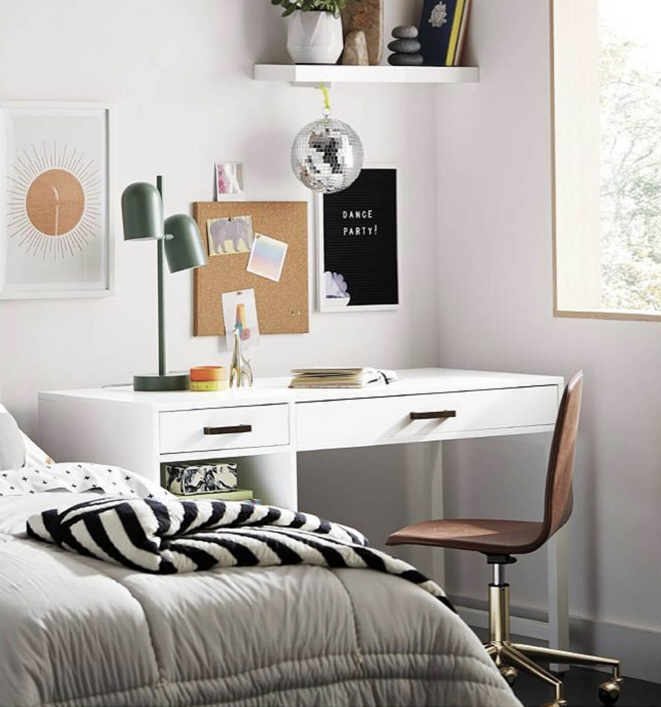 Bedroom table set