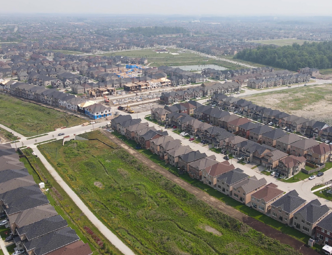 Angus Glen - Image 6