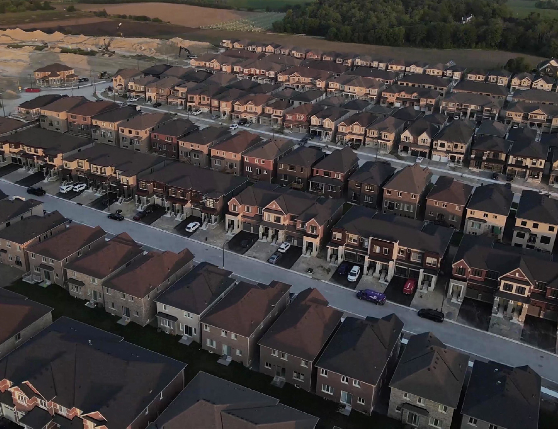 Angus Glen - Image 7